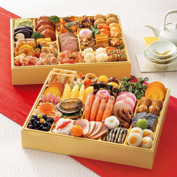 トップバリュ 和洋中特大二段重「饗宴」(きょうえん)【4〜5人前・77品目】【イオンのおせち】(イオンショップ)の公式商品画像