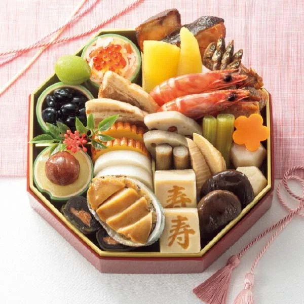 トップバリュ プロのひと品「橋本料理長監修」おせち和風一段重「撰」(せん)【1〜2人前・24品目】【イオンのおせち】(イオンショップ)の公式商品画像