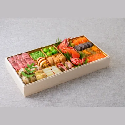 ヒカリヤ生おせち「フレンチ」4名様(ヒカリヤ)の公式商品画像