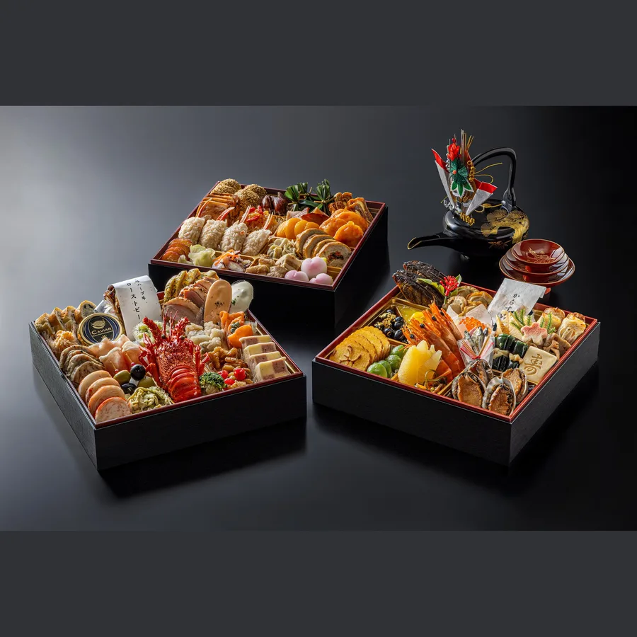 和食・洋食・中華 おせち三段重(川崎日航ホテル)の公式商品画像