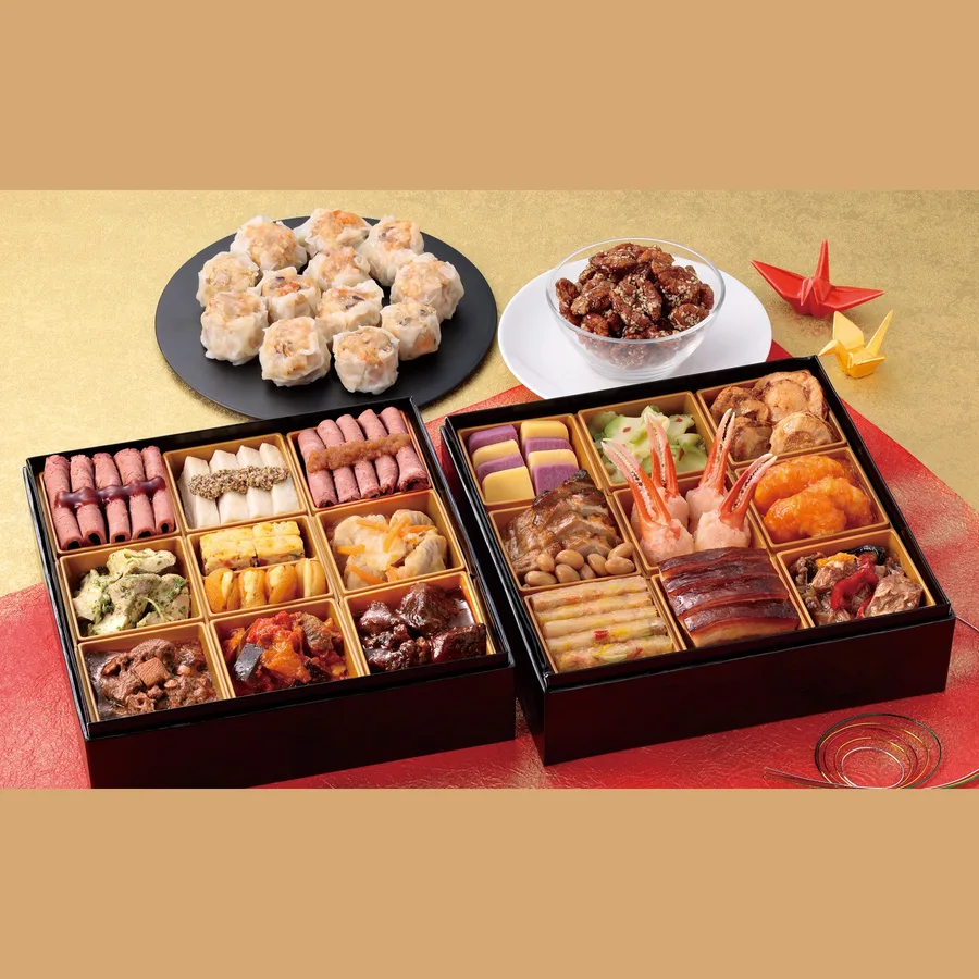 崎陽軒和洋中選べるおせち 二段重 限定シウマイ・クルミの飴炊き付(崎陽軒本店)の公式商品画像