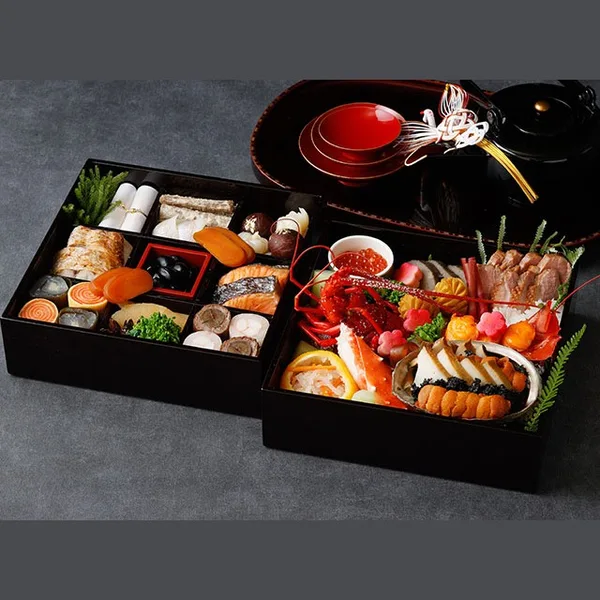 日本料理 和田倉特製おせち料理 和食プレミアム二段重 (4名様用)(パレスホテル東京)の公式商品画像
