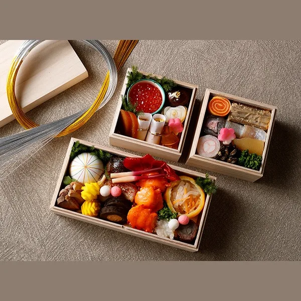 日本料理 和田倉特製おせち料理 和食二段重 (2名様用)(パレスホテル東京)の公式商品画像