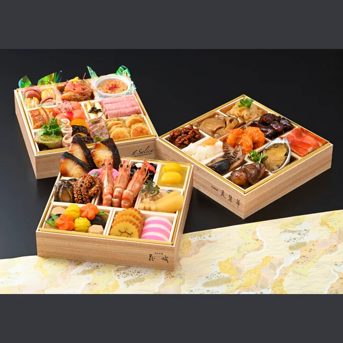 プレミアホテル-TSUBAKI-札幌 和・洋・中 三段おせち(プレミアホテル-TSUBAKI-札幌)の公式商品画像