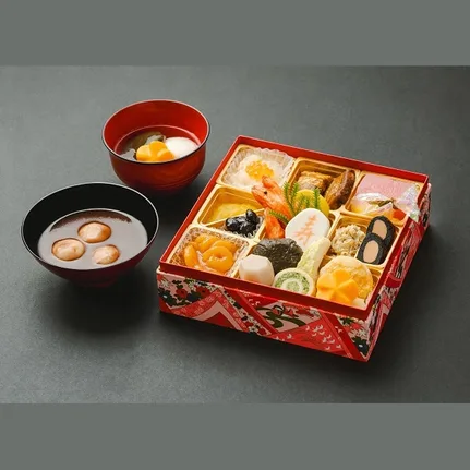ふくなお やわらかおせち重セット(さっくりお餅雑煮・やわらか豆腐白玉入りおしるこ)(東急ストアオンラインショップ)の公式商品画像