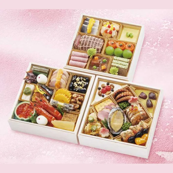 富山千里山荘 おせち料理 和洋三段重 約2~3人前【店舗受取・クレジットカード払い】【長野県・群馬県内限定配送】(ツルヤ)の公式商品画像