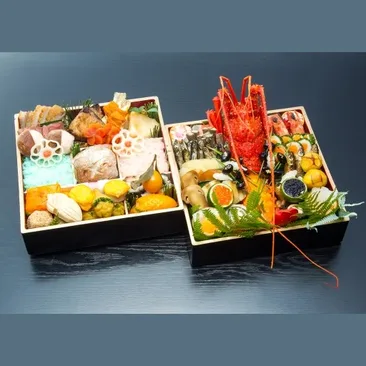 おせち料理 料亭 黒塗二段高級おせち 4人前(日本料理 卯之庵)の公式商品画像